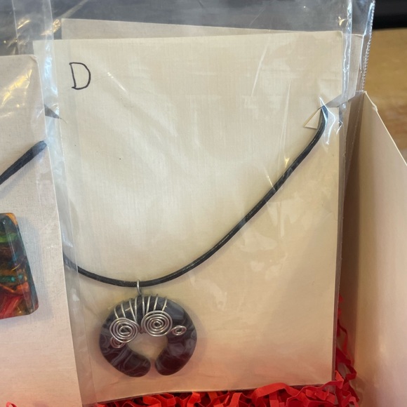 Handmade necklaces - Picture 5 of 5